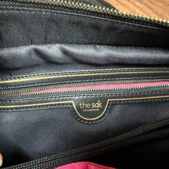 The SAK Black Pebble Grain Leather Purse - Picture 3 of 10